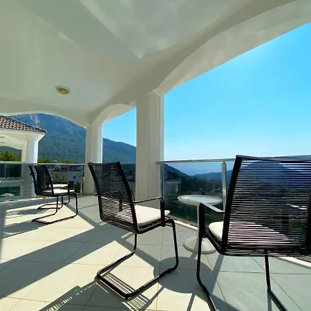 Luxury Panorama View 빌라 페티예